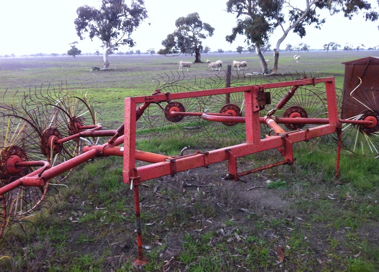 3pl 8 Wheel V Hay Rake Machinery & Equipment Hay and Silage